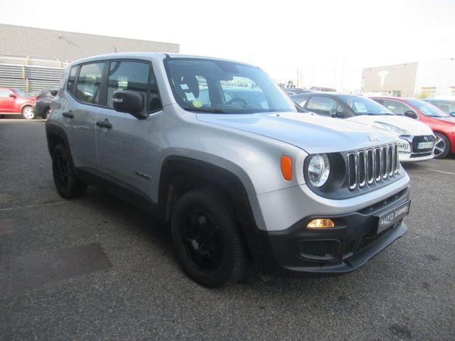 Jeep Renegade 2.0 I MultiJet SetS 120 ch 4x4 Sport Gris Clair de 2015