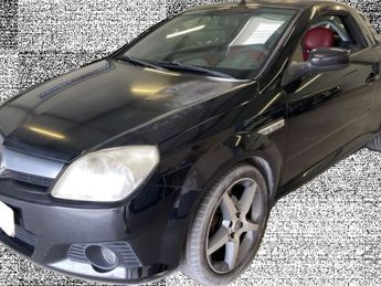  Voir détails -Opel Tigra TWINTOP 1.4 TWINPORT SPORT à Cannes (06)