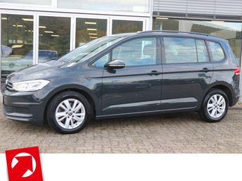  Voir détails -Volkswagen Touran 2.0 TDI DSG 150Ch Comfortline AHK NAVI I à Saint-Diry (63)