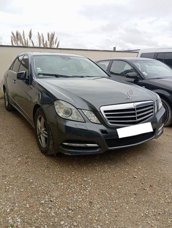  Voir détails -Mercedes Classe E E220 CDI BE CLASSIC BA à Champhol (28)