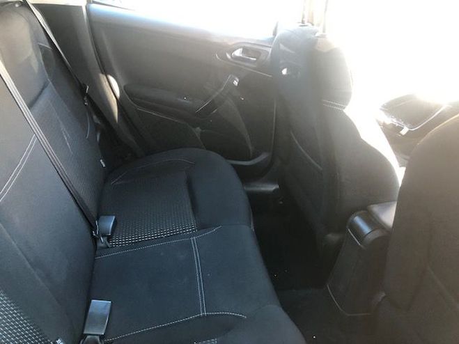 Peugeot 208 1.6 HDI PACK CD CLIM 2015 TBG ... 4200E GRIS de 2015