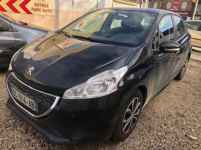 Peugeot 208 1.4HDI ACTIVE PACK CD CLIM GPS ....4200E NOIR de 2014