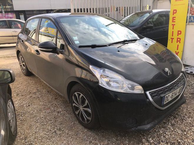 Peugeot 208 1.4HDI ACTIVE PACK CD CLIM GPS ....4200E NOIR de 2014