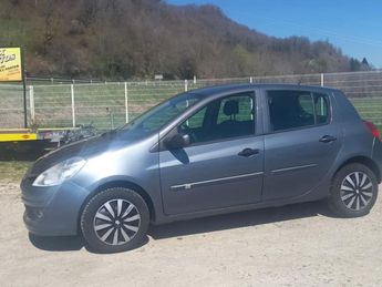  Voir détails -Renault Clio III 70 CV (belbex auto A YOLET) à Yolet (15)