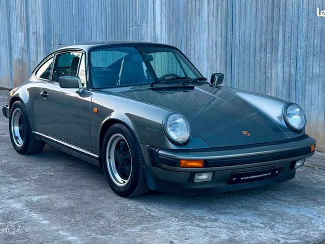 Porsche 911 Carrera 3.2 G50 58900 kms Vert de 1987