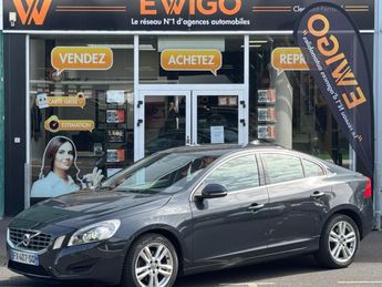  Voir détails -Volvo S60 2.0 D3 136CH R-DESIGN SIEGES CHAUFFANTS  à Aubire (63)