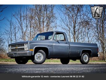  Voir détails -Chevrolet C10 305 ci v8 1986 tout compris à Paris (75)