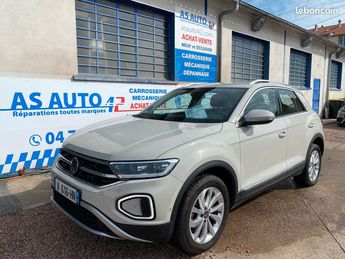  Voir détails -Volkswagen T Roc 1.5 tsi evo 150ch style exclusive dsg7 à  Le Coteau (42)