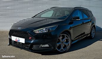  Voir détails -Ford Focus 2.0 ST 250cv SW à Flavin (12)