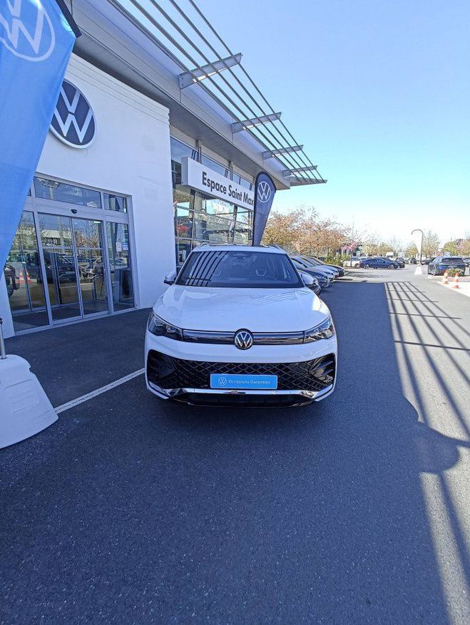 Volkswagen Tiguan 1.5 eHybrid 204ch DSG6 R-Line Blanc de 2024