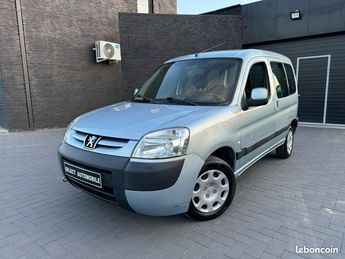  Voir détails -Peugeot Partner 1.4 i 75cv 141500km à Fretin (59)