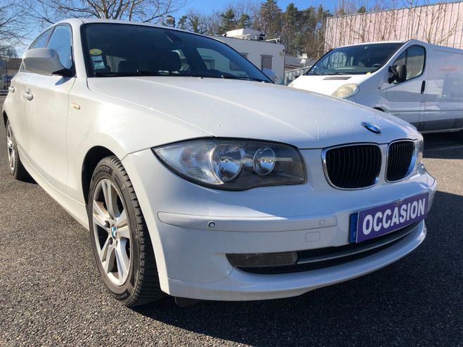 BMW Serie 1 118d 2.0D - 16V TURBO Blanc de 2011