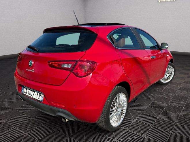 Alfa romeo Giulietta 2.0 JTDM 150 PH2 EXCLUSIVE CUIR XENONS T Rouge de 2013