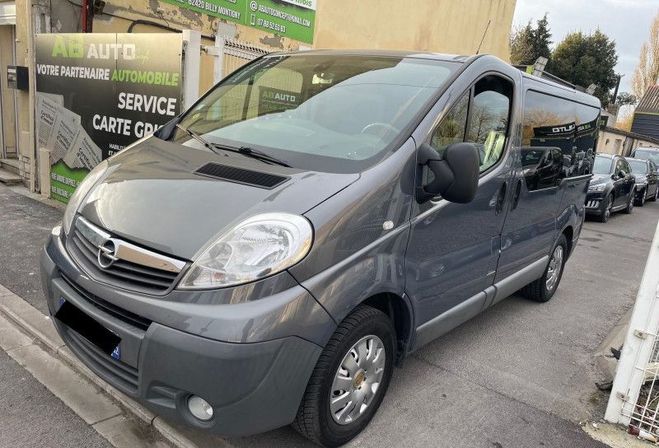 Opel Vivaro BVA 2.0 CDTI 115 K2700 L1H1 PACK CLIM+ E  de 2014