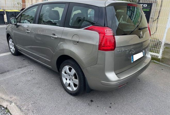 Peugeot 5008 2.0 HDI FAP ACTIVE 7PL  de 2012