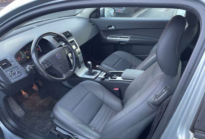 Volvo C30 1.6 D 110CH MOMENTUM  de 2010