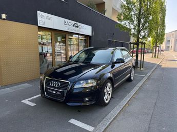  Voir détails -Audi A3 Sportback 2.0 TDI 140 DPF Ambition APPLE à Nantes (44)