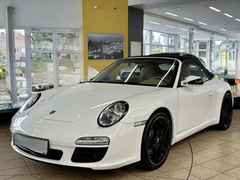  Voir détails -Porsche 911 CARRERA CABRIOLET 997 S 3.8i 385 PDK A à  La Chapelle-des-Fougeretz (35)