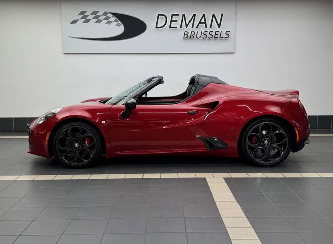 Alfa romeo 4C Spider Rouge Métallisé de 