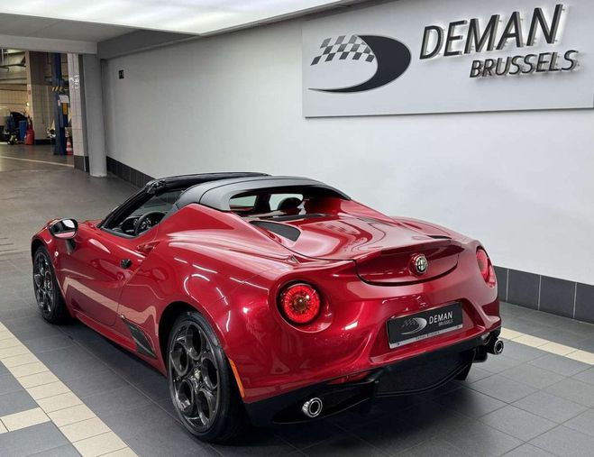 Alfa romeo 4C Spider Rouge Métallisé de 
