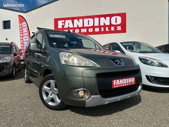 Voir détails -Peugeot Partner Tepee 1.6 Hdi 75Ch Confort à Pavie (32)