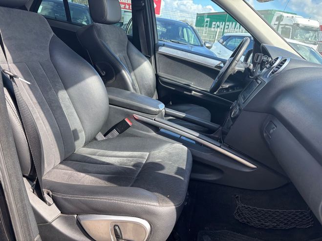 Mercedes Classe ML (164) 320 CDI 2.9 CDI V6 24V 224 cv Bot Noir de 2006