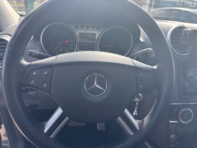 Mercedes Classe ML (164) 320 CDI 2.9 CDI V6 24V 224 cv Bot Noir de 2006