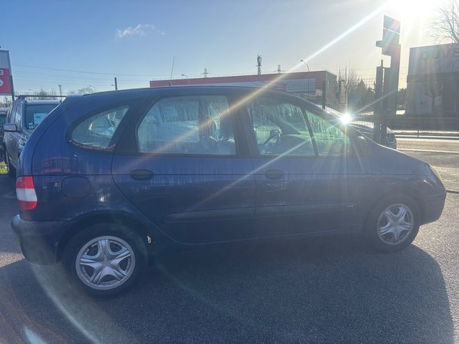 Renault Scenic (2) 1.4 16S AIR BELLE FIABLE BELLE Bleu de 2002