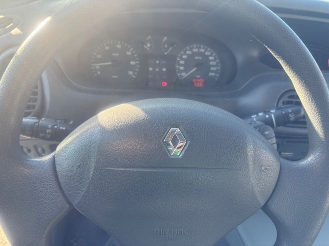 Renault Scenic (2) 1.4 16S AIR BELLE FIABLE BELLE Bleu de 2002