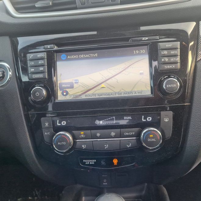 Nissan X Trail III 1.6 DCI 130 TEKNA XTRONIC FULL OPTIO Vert amande de 2014