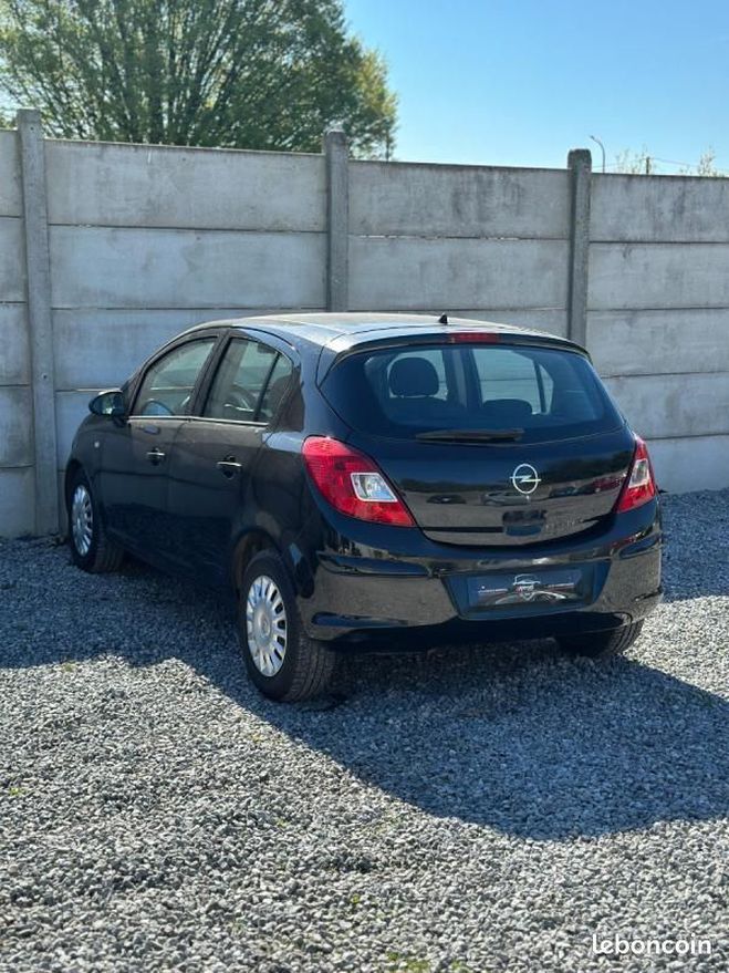 Opel Corsa D Enjoy 1,2L Noir de 2008