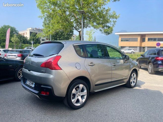 Peugeot 3008 1.6 THP 156ch Premium Toit Panoramique Gris de 2010