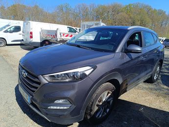  Voir détails -Hyundai Tucson II 1.7 CRDI 115 Business 2WD à Seilhac (19)