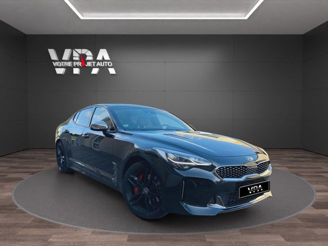 Kia Stinger 3.3 GT 4WD | 370 ch | Toit Pano - HUD -  Noir de 2017