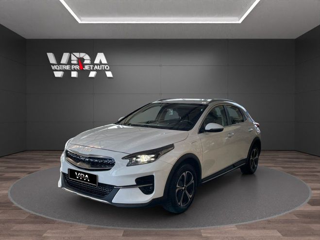 Kia Xceed 1.6 GDi Hybride Rechargeable 141 ch DCT6 Blanc de 2022