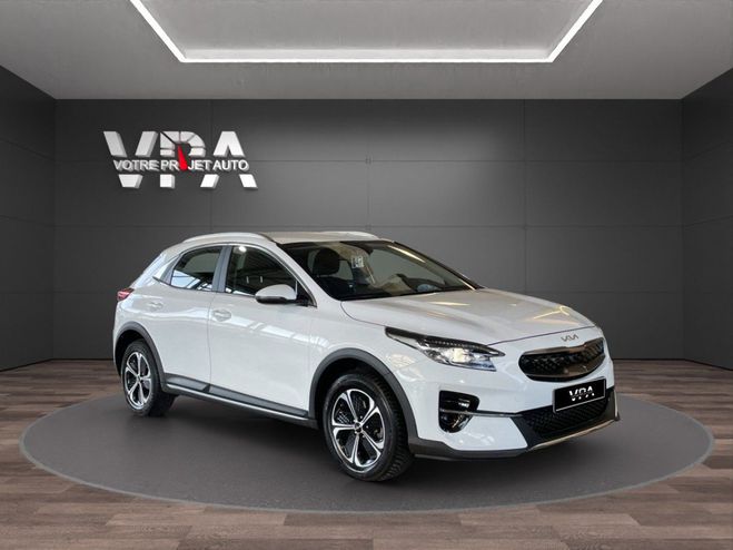 Kia Xceed 1.6 GDi Hybride Rechargeable 141 ch DCT6 Blanc de 2022