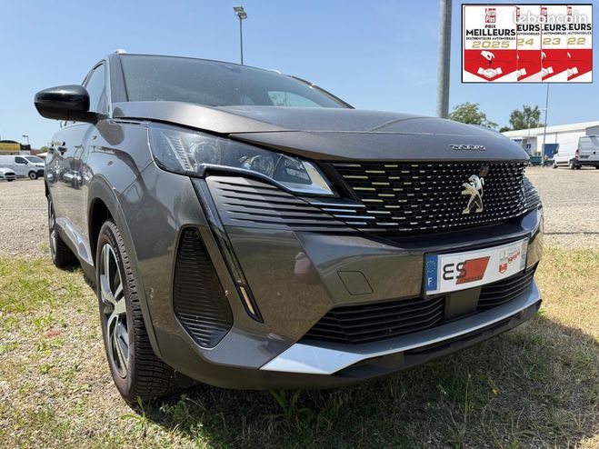 Peugeot 3008 Disponible de suite : GT 1.2 Hybrid 136  Gris de 2024