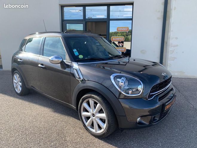 Mini Countryman 2.0 SD 143CH COOPER TOIT OUVRANT PANORAM Gris de 2015