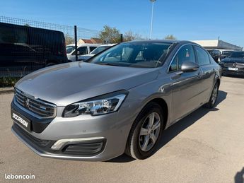  Voir détails -Ford Custom 2.2 tdci 155cv limited 8places Rallong à Montigny-en-Gohelle (62)
