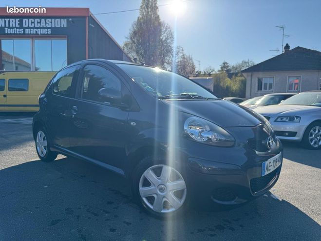 Toyota Aygo 1.0 VVT-I 68CH UP 5P Noir de 2009