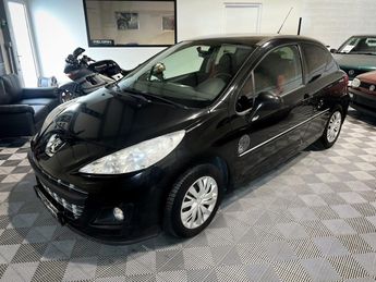  Voir détails -Peugeot 207 1.6 Hdi 92 Ch - Srie 64 avec toit panor à Cernay-ls-Reims (51)