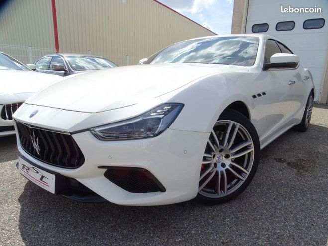 Cliquer pour voir la photo suivante Maserati Ghibli 3.0 V6 430CH S Q4 GRANSPORT-TVA déductib Blanc de 2018