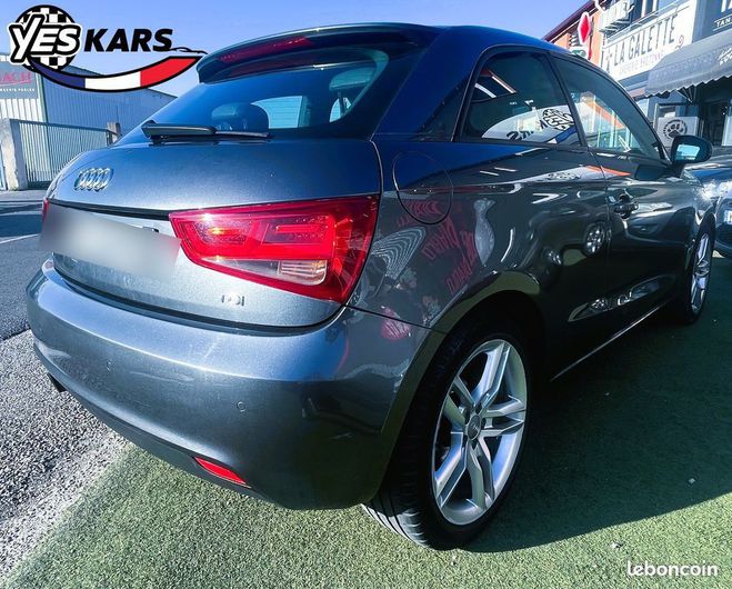 Audi A1 1.6 TDI 90ch FAP S line tronic 7 Autre de 2013