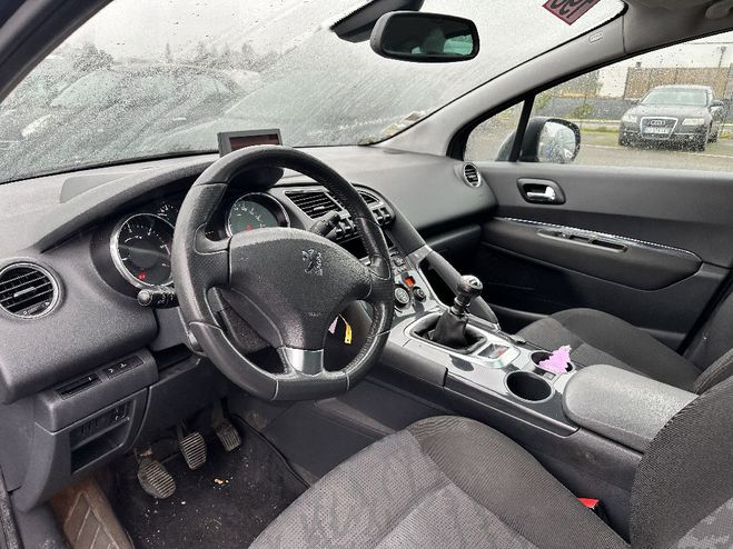 Peugeot 3008 2.0 HDi 16V 150ch  Premium  GRIS de 2010