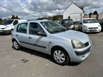  Voir détails -Renault Clio 1.5 dCi 65 Expression à Clguer (56)