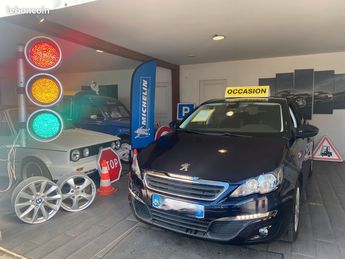  Voir détails -Peugeot 308 II 1.2 VTI 110 Style 5 Portes à Nanteuil-ls-Meaux (77)