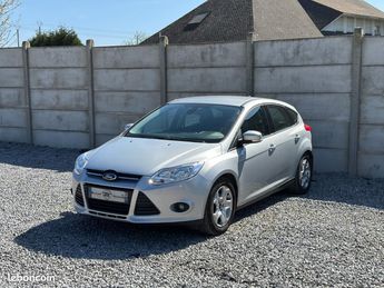  Voir détails -Ford Focus Titanium 1ER MAIN à Loison-sous-Lens (62)