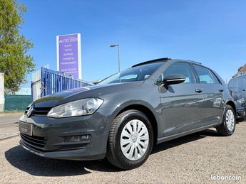  Voir détails -Volkswagen Golf VII 1.2 TSI 105CH BLUEMOTION TECHNOLOGY  à Strasbourg (67)