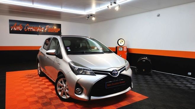 Toyota Yaris HSD 100H STYLE 5P Gris C de 2014