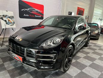  Voir détails -Porsche Macan TURBO 400cv PDK à Carquefou (44)
